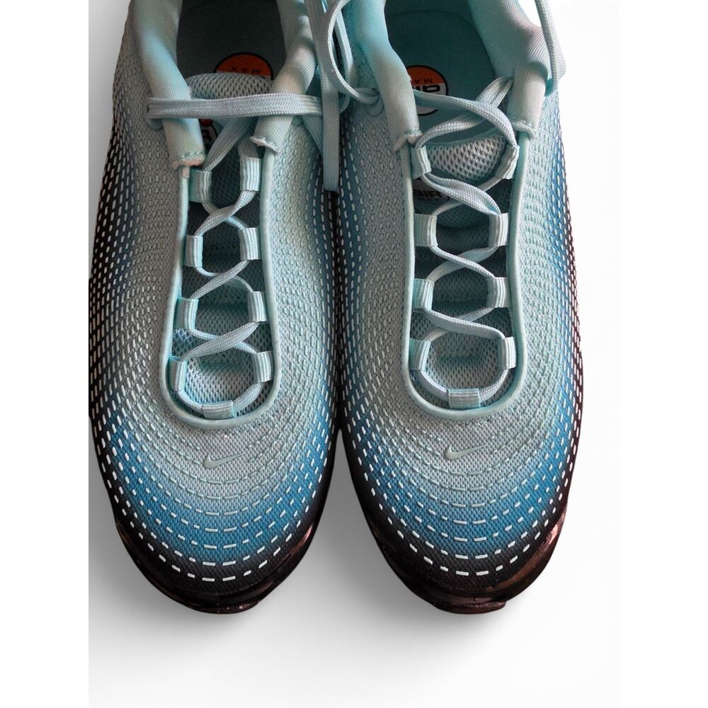 Nike Air Max 720 Women’s Size 7.5 Teal Blue Gradient Running Shoes Sneakers